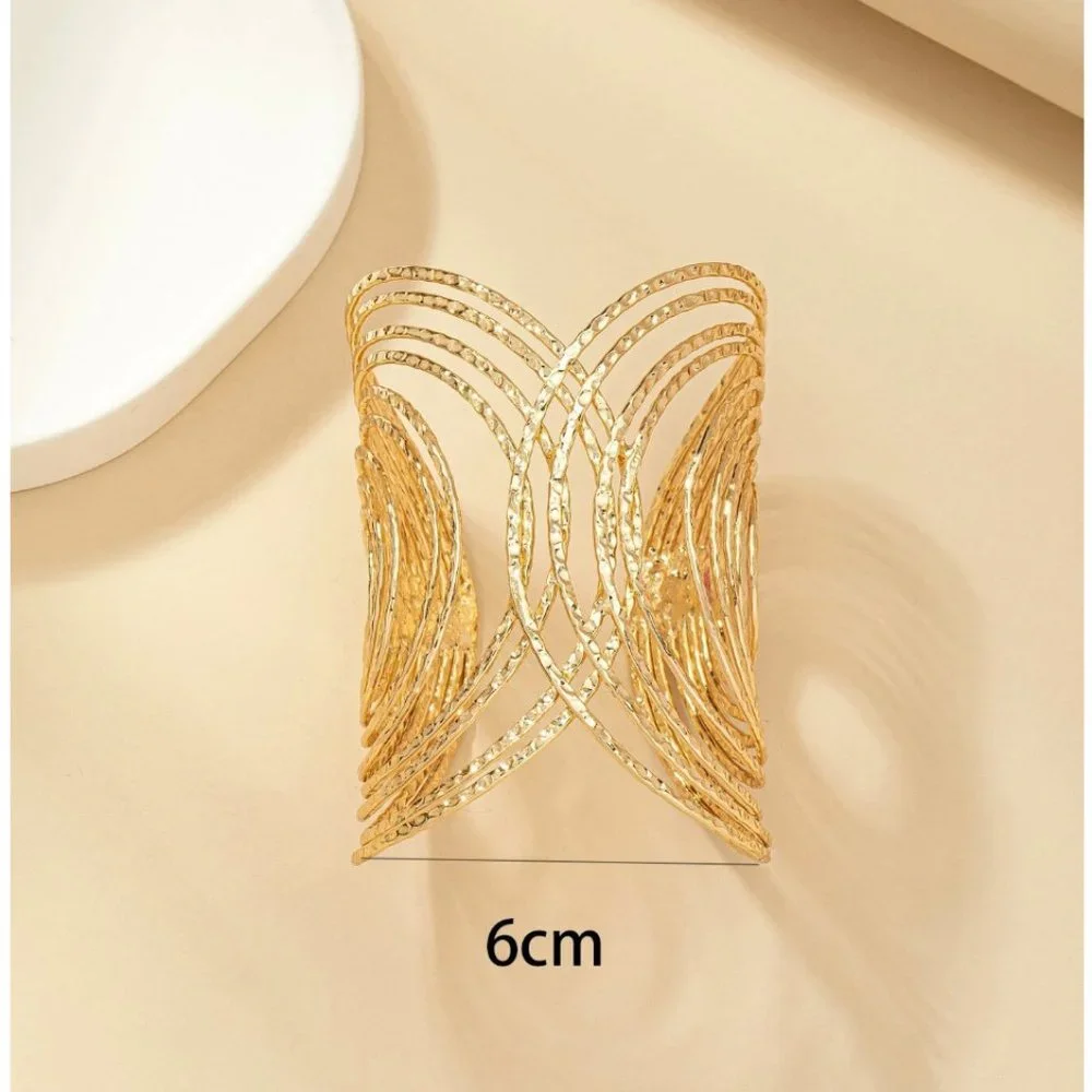 Hollow Out Cuff Bangle Gold - Picture 4 of 4